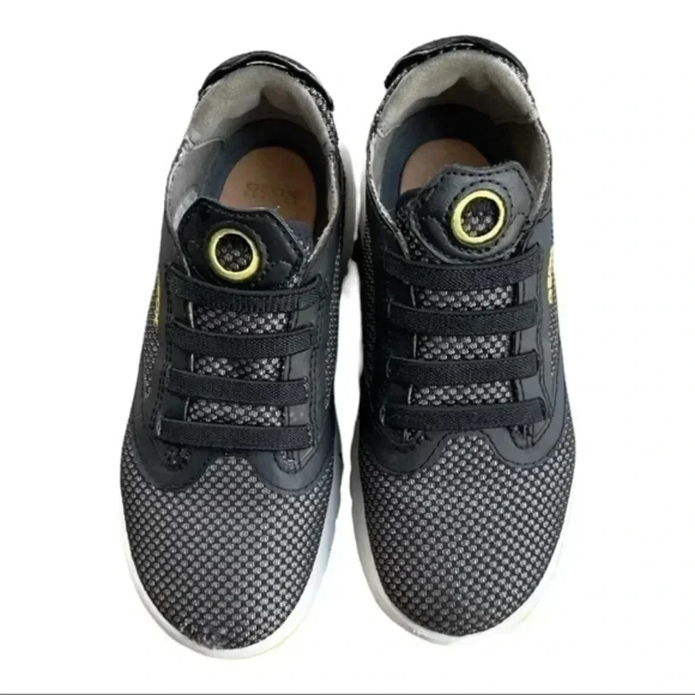Geox boys sneaker black/lime green breathable sole leather insole size 31 EUC